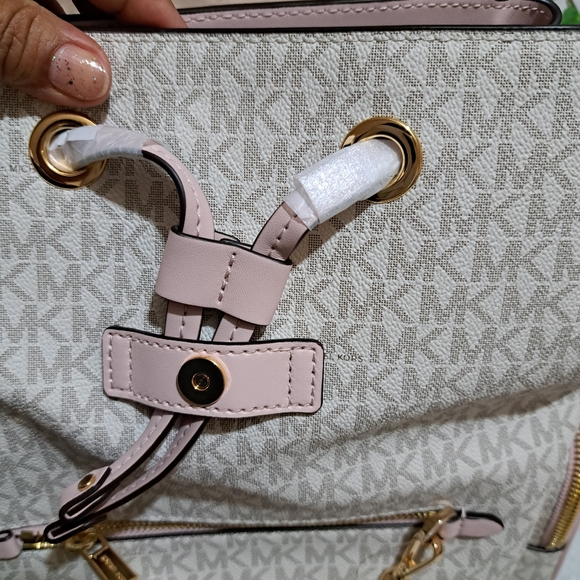 Michael Kors  Women backpack   crema New - Picture 5 of 12